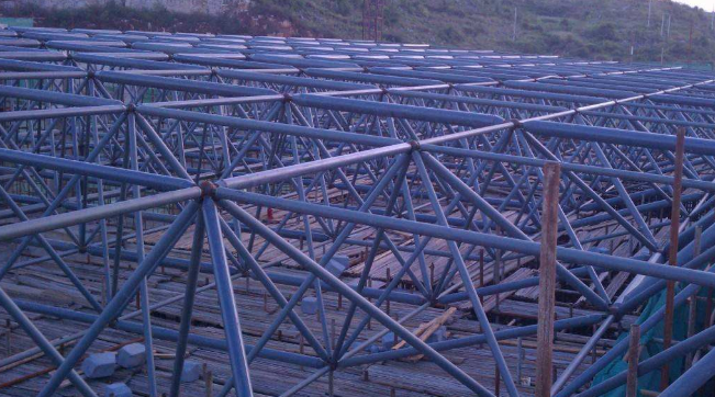 达州概述网架加工中对钢材的质量的过细恳求